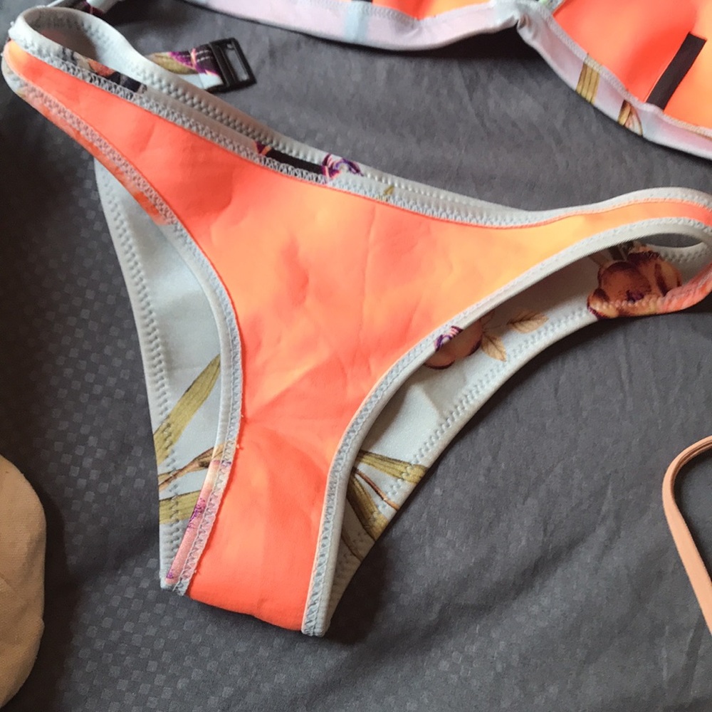 Triangl bikini - Picture 5 of 8